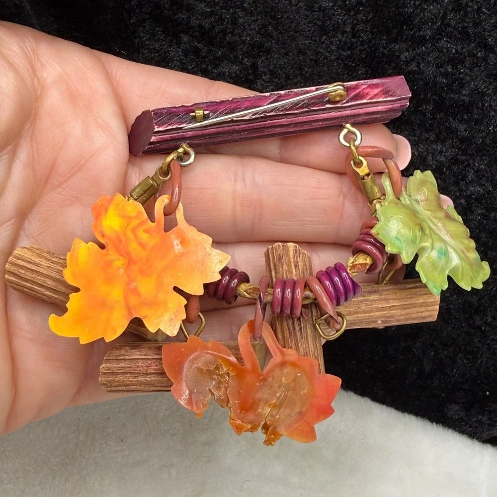 Vintage Hand Crafted Brooch Nature Leaves
